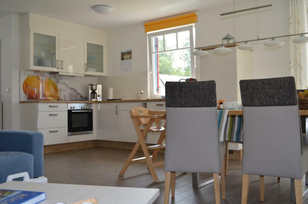 Ferienhaus Vier Jahreszeiten Glowe Bagian luar foto