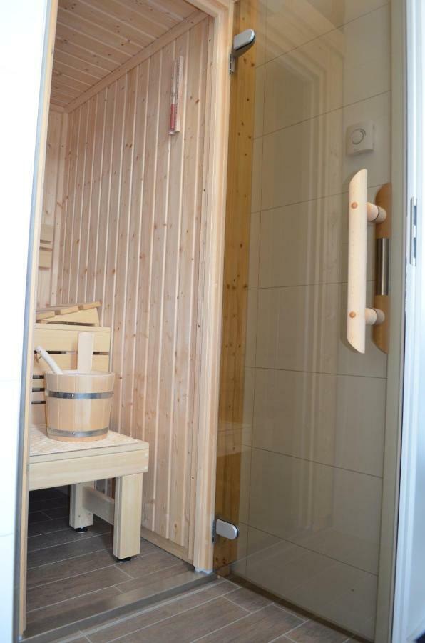 Ferienhaus Vier Jahreszeiten Glowe Bagian luar foto